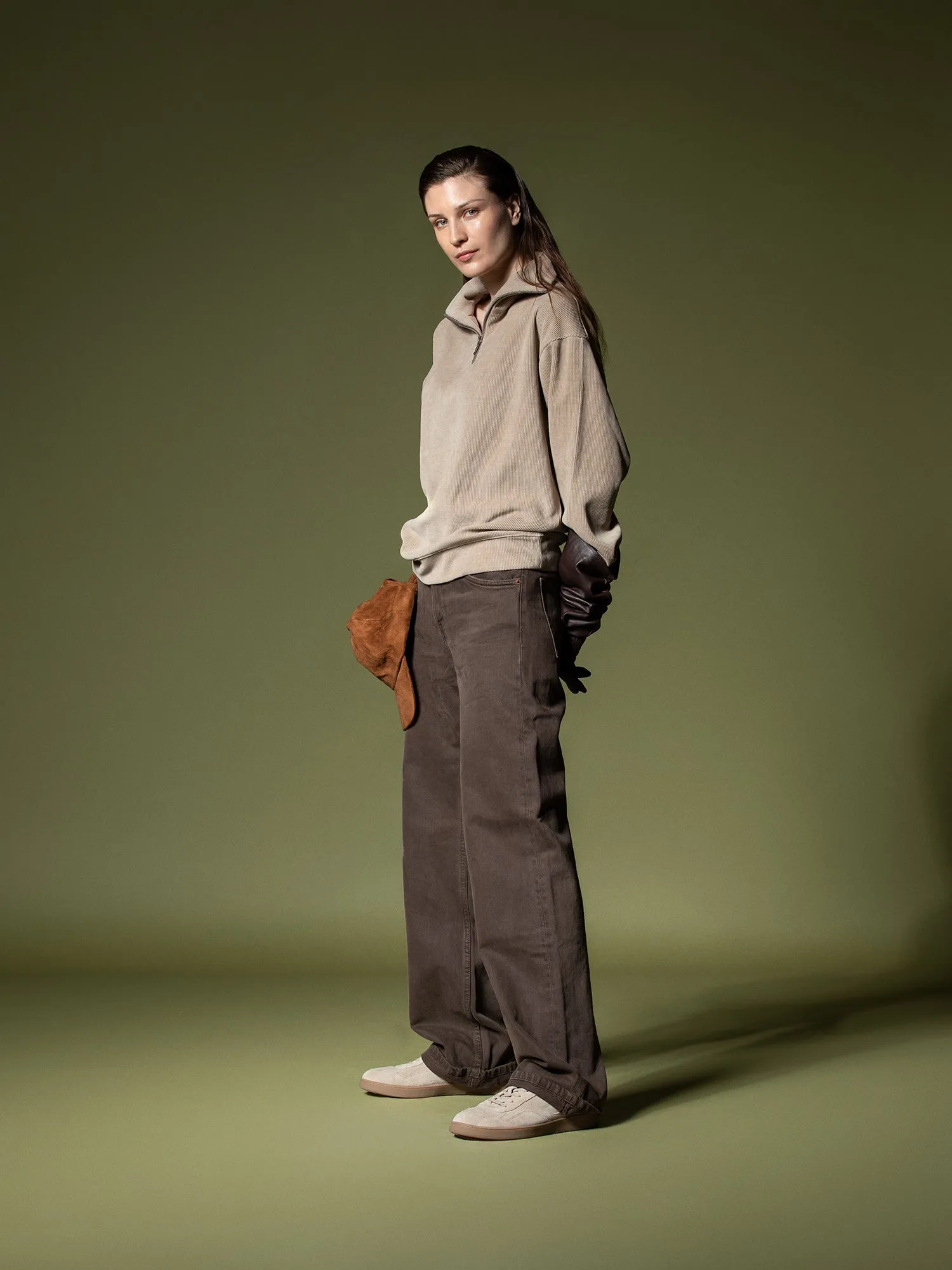 Ribbed quarter-zip sweatshirt