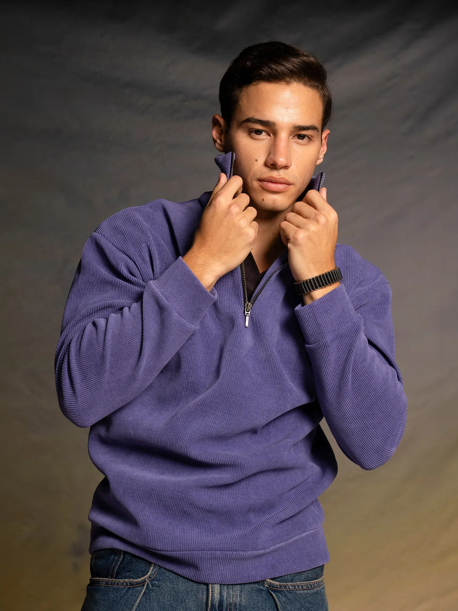 Ribbed quarter-zip sweatshirt