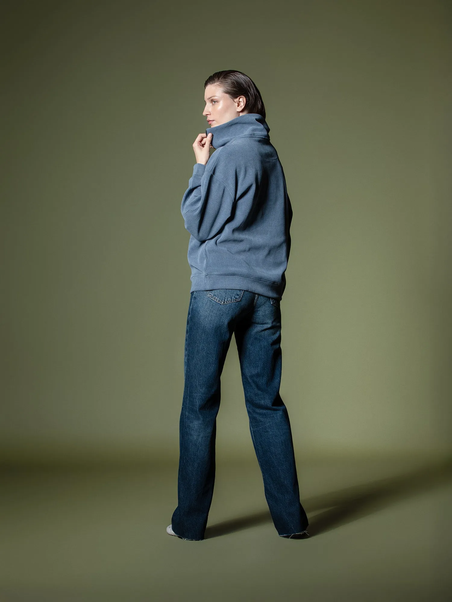 Ribbed quarter-zip sweatshirt