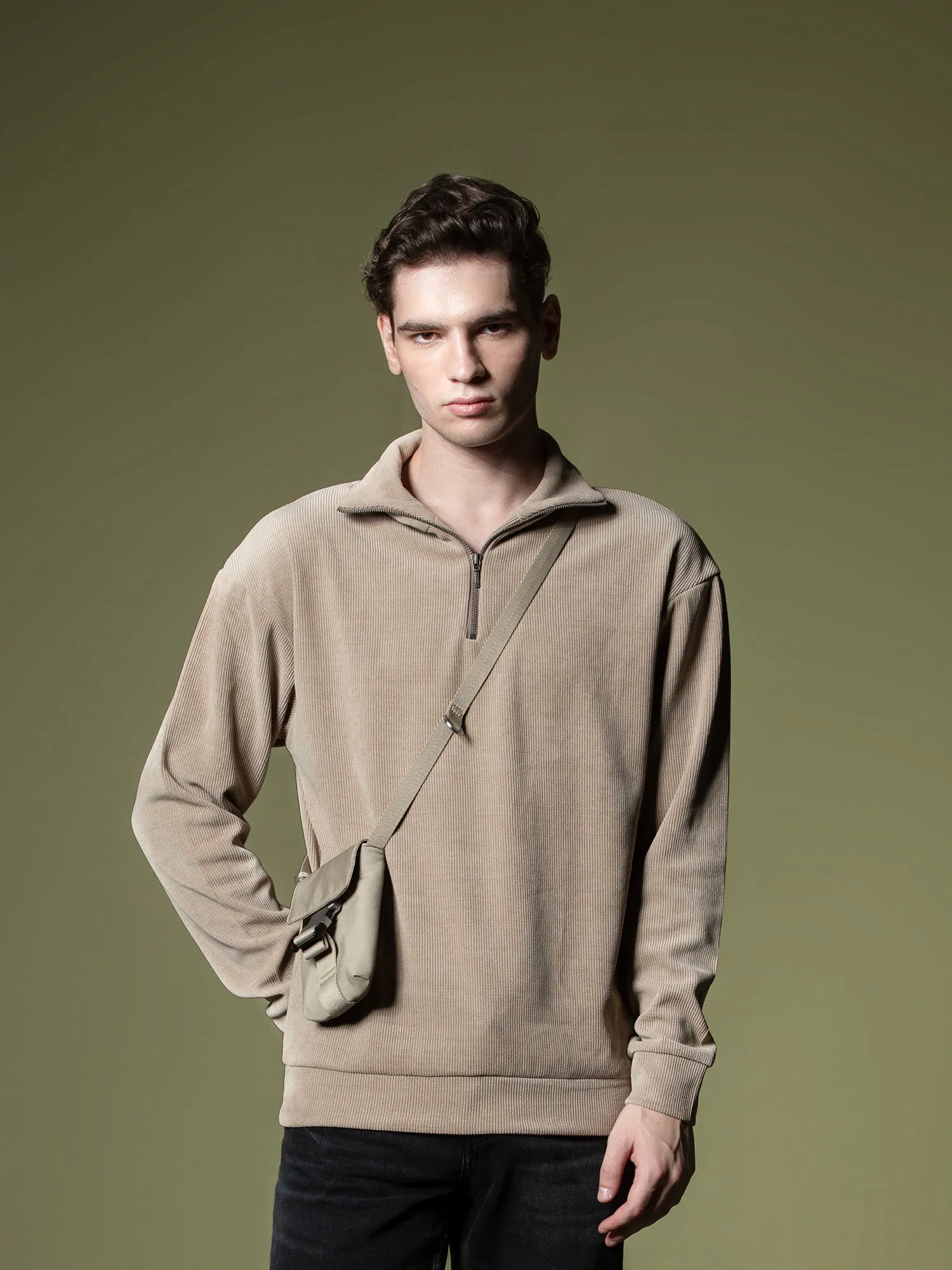 Ribbed quarter-zip sweatshirt