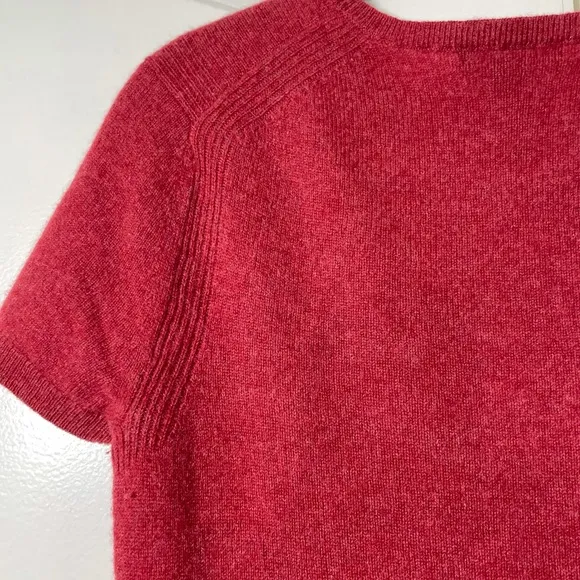 Saks Fifth Avenue 100% Cashmere Short Sleeves Sweater size XS