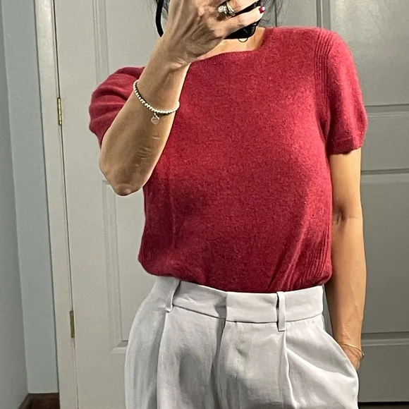 Saks Fifth Avenue 100% Cashmere Short Sleeves Sweater size XS