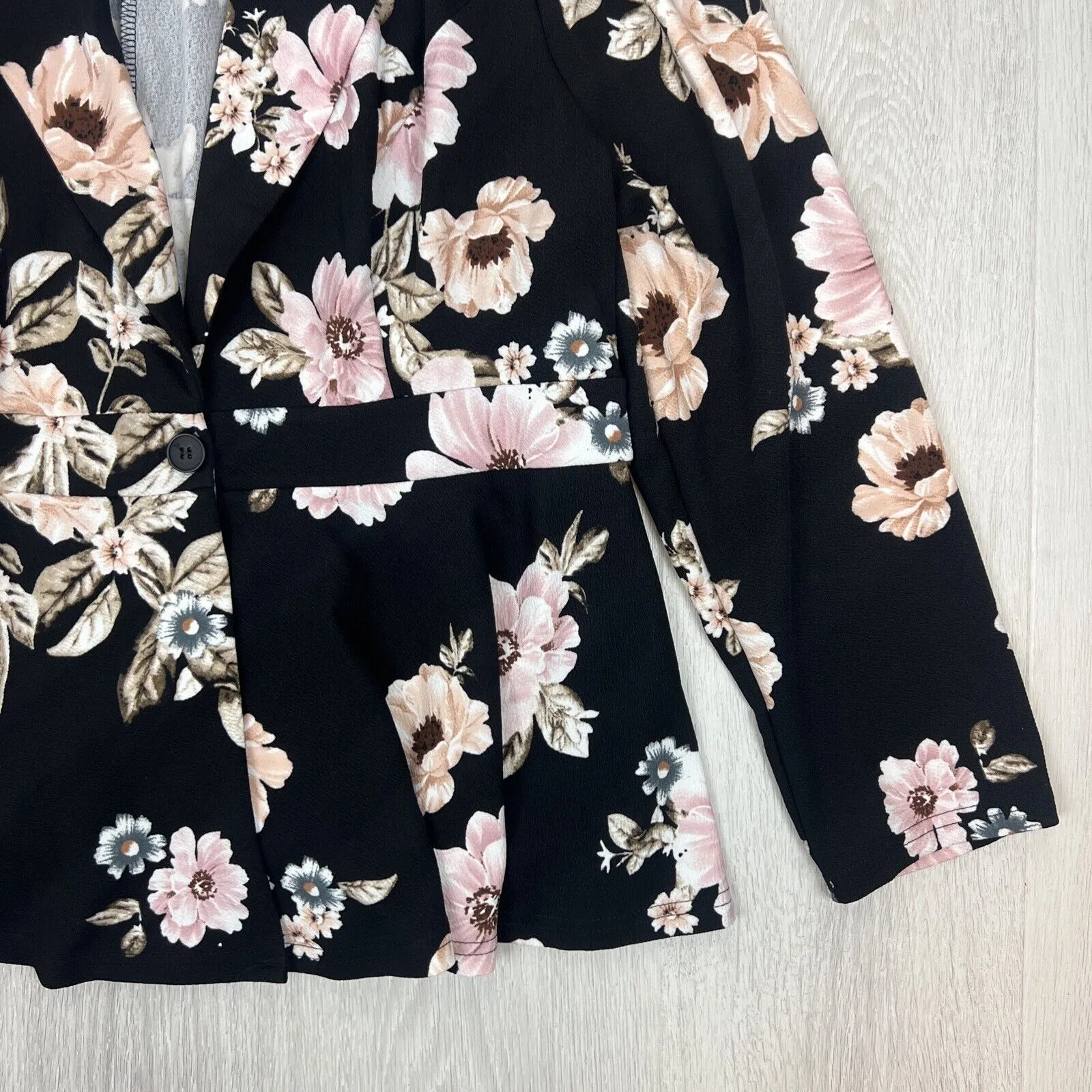 Shein Womens Floral Blazer Suit Jacket Size 1XL (New)