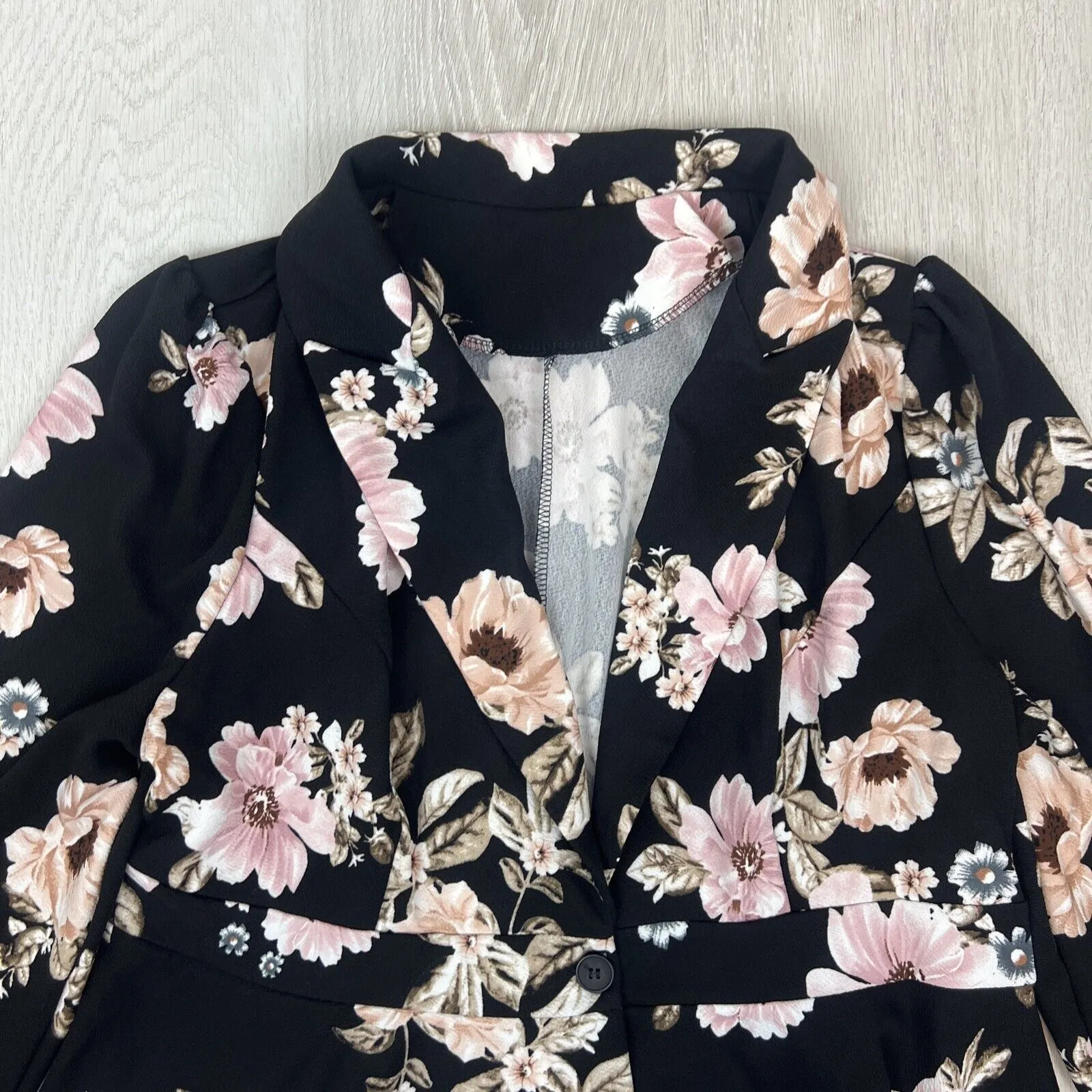 Shein Womens Floral Blazer Suit Jacket Size 1XL (New)