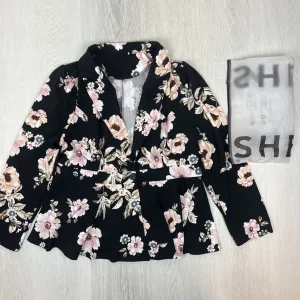 Shein Womens Floral Blazer Suit Jacket Size 1XL (New)
