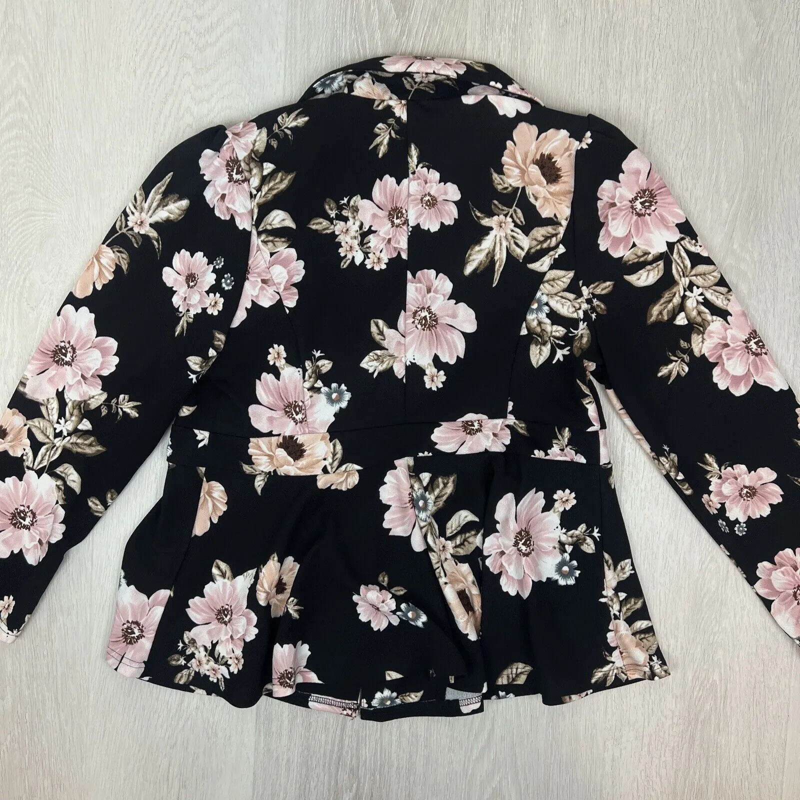 Shein Womens Floral Blazer Suit Jacket Size 1XL (New)