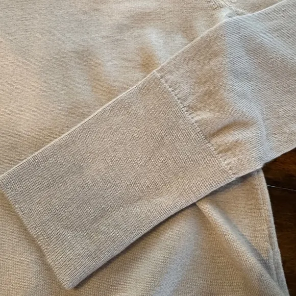 Stunning Banana Republic Light Lavender Turtleneck Sweater- XS