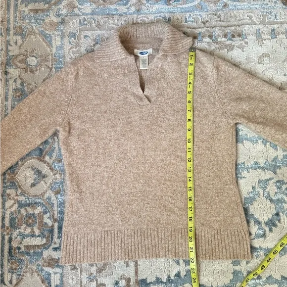 Super soft and cozy Lambs wool &amp; Rabbit hair mix sweater size L By Old Navy