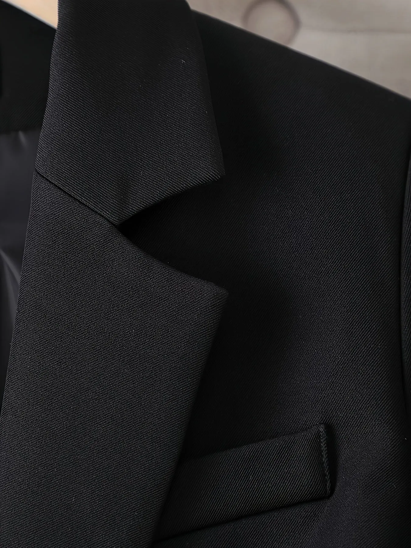 TailorCraft™ | Women's Classic Single-Button Blazer | Tailored Fit, Lightweight Fabric & Versatile Style