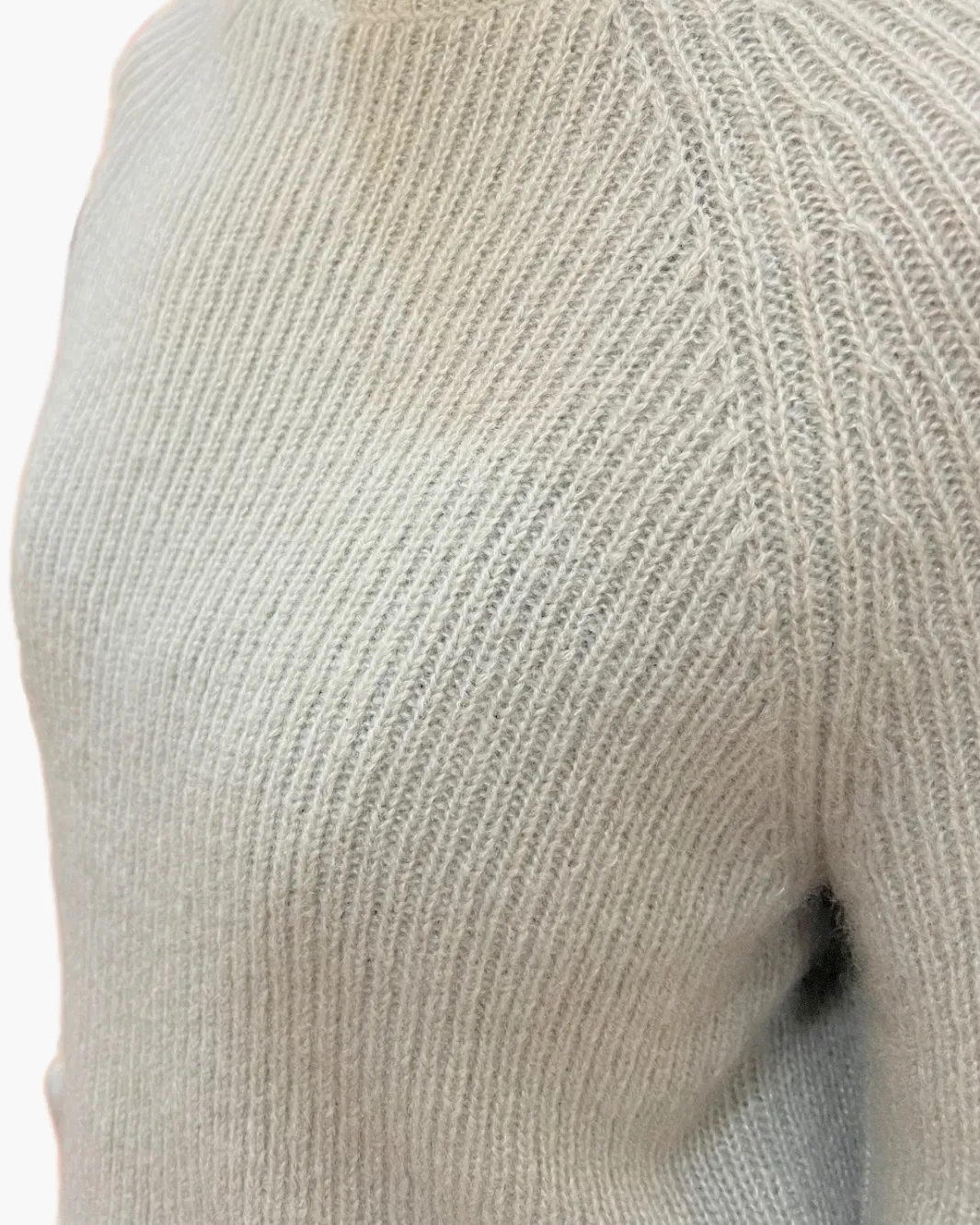 TALIA CROPPED PULLOVER IN WHITE TEA