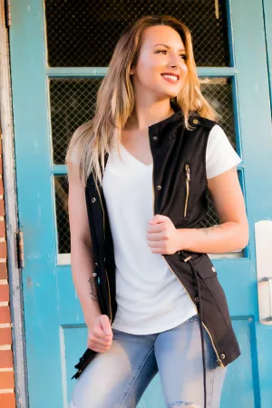 The Right Direction Vest- Black
