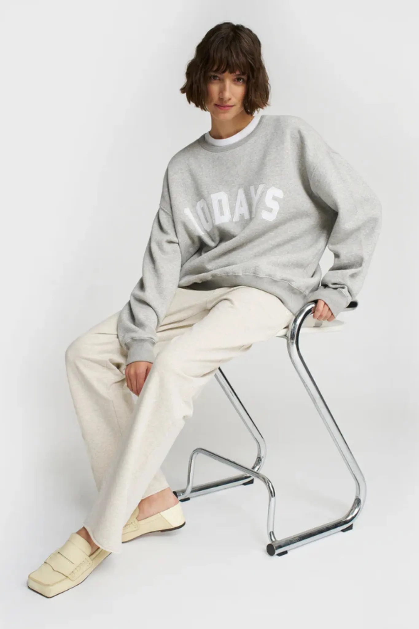 THE STATEMENT SWEATER - LIGHT GREY MELEE