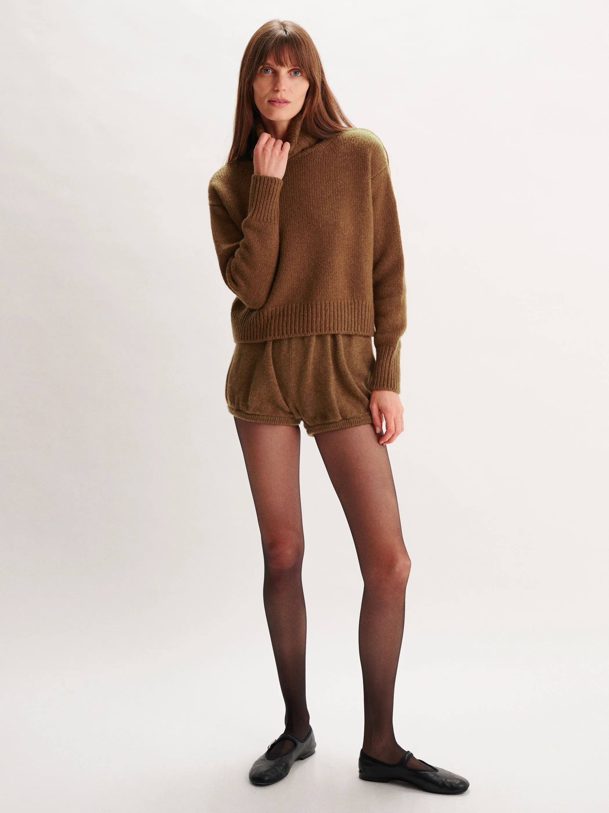 The Tirana Turtleneck in Cashmere