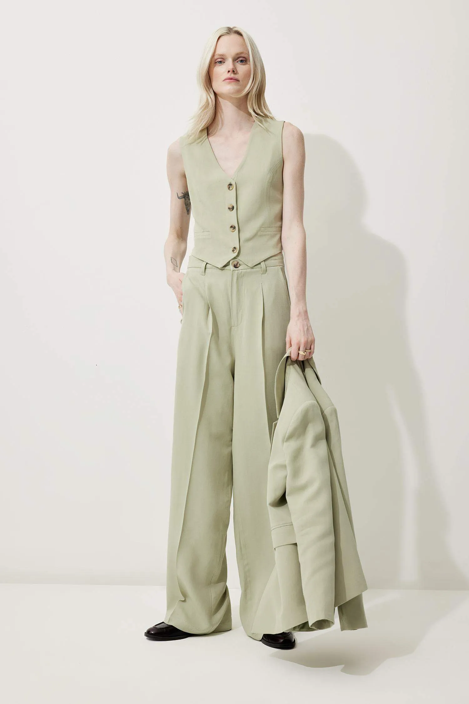 V Neck Linen Blend Vest