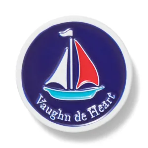 Vaughn de Heart Voilier - Navy Blue Sailboat French 1 Inch Enamel Pin