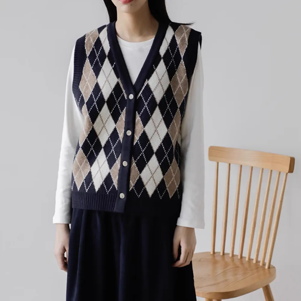 Vintage Diamond Check Cardigan Knitted Vest