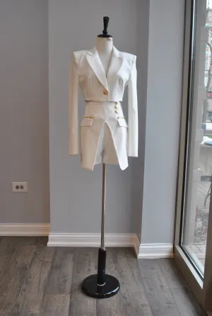 WHITE SET OF SHORTS AND CROPPED BLAZER