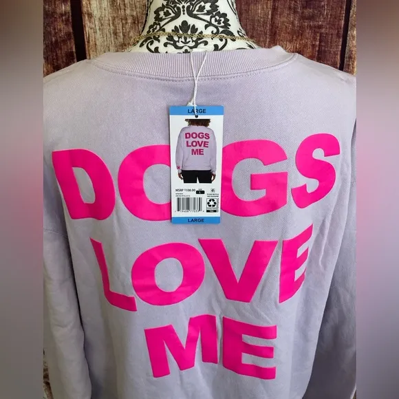 WILDFOX | NWT Women’s Graphic Crewneck Sweater Dogs Love Me