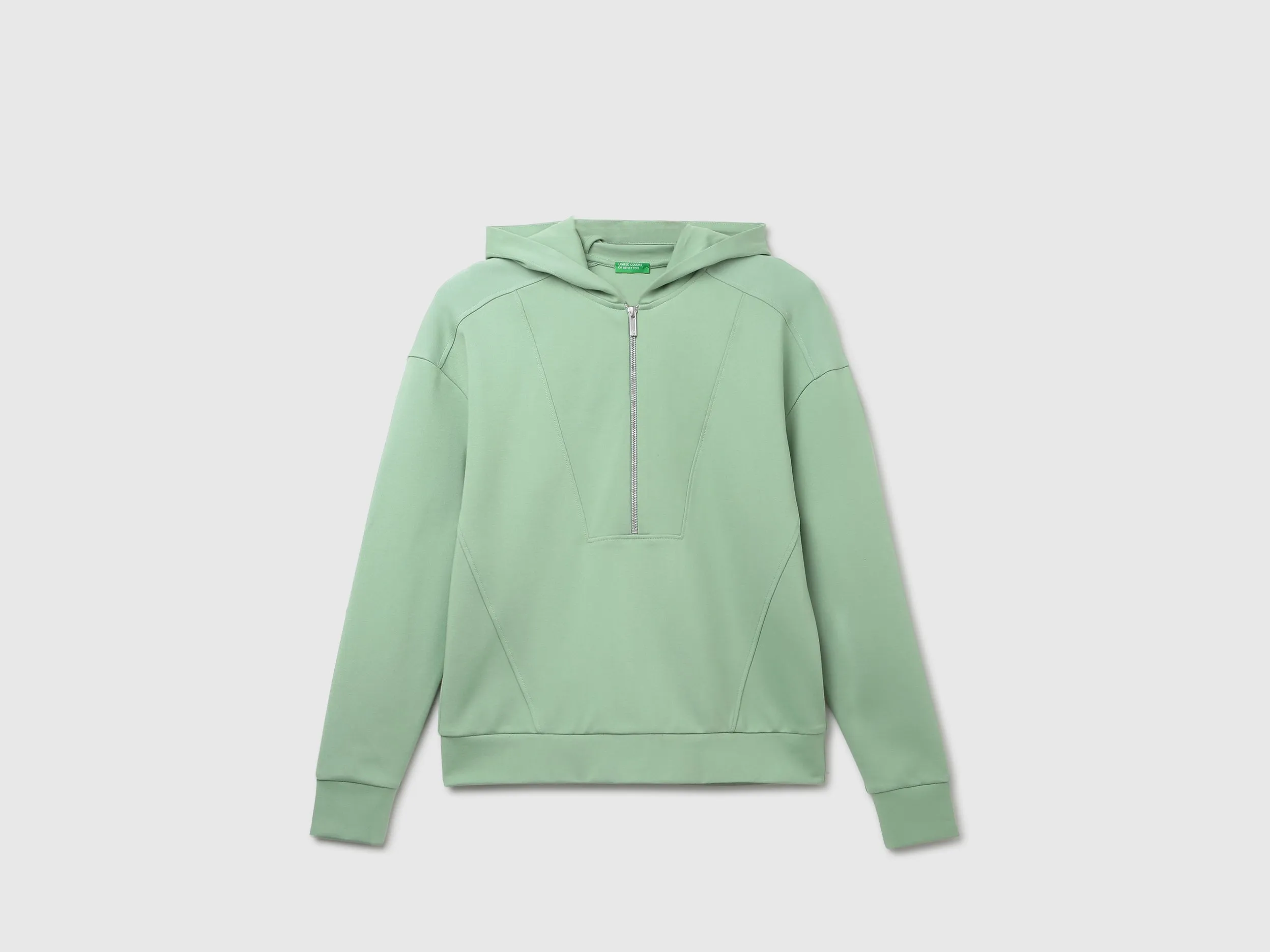 Women's Regular Fit Hooded Neck Solid Sweatshirt