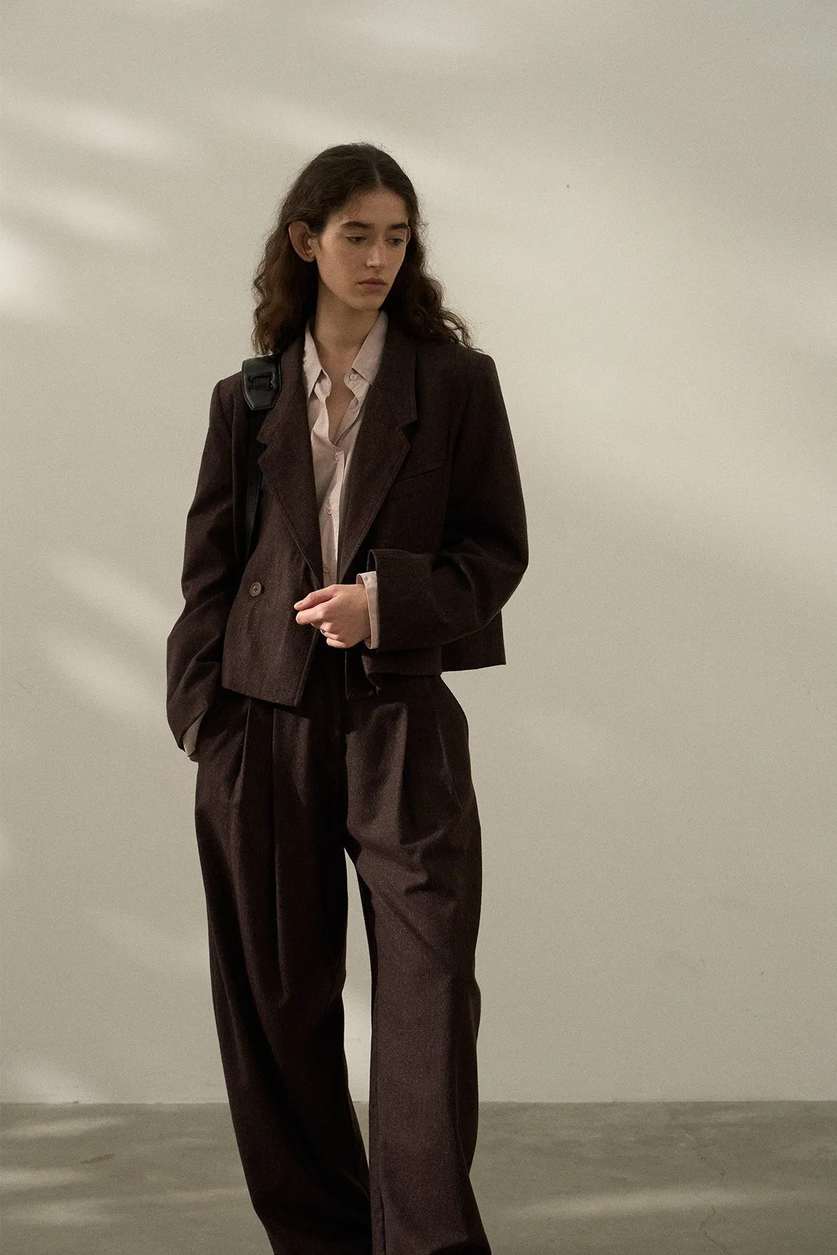 Wool blend cropped length blazer | 3 color