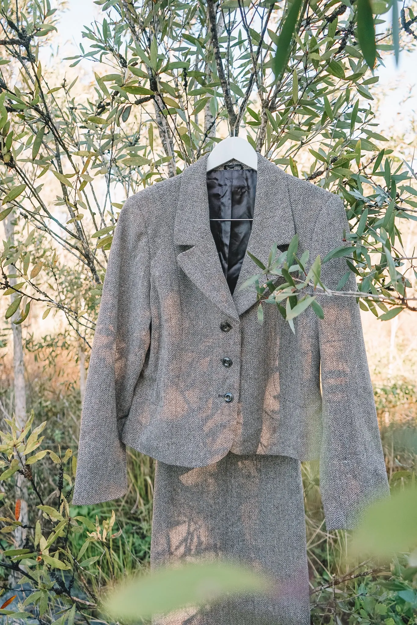WOOL SUIT