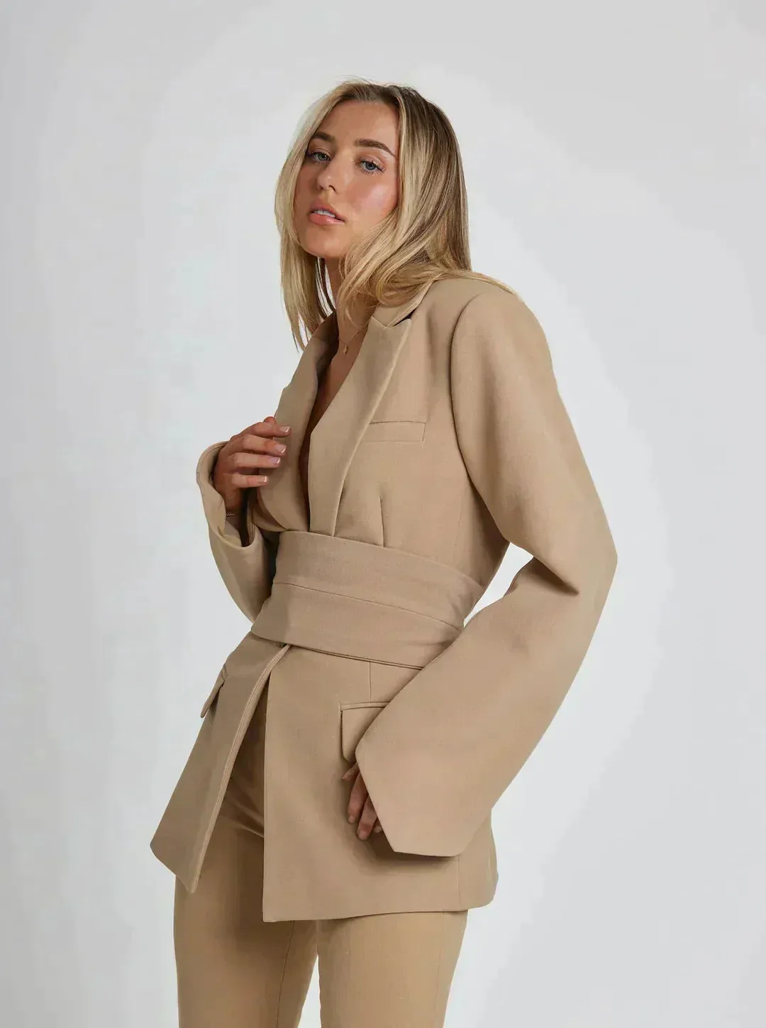 Zanda - Blazer mit Gürtel